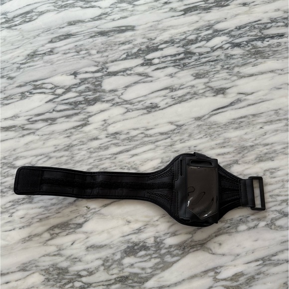 NEW IPod Armband for Running - Picture 3 of 3